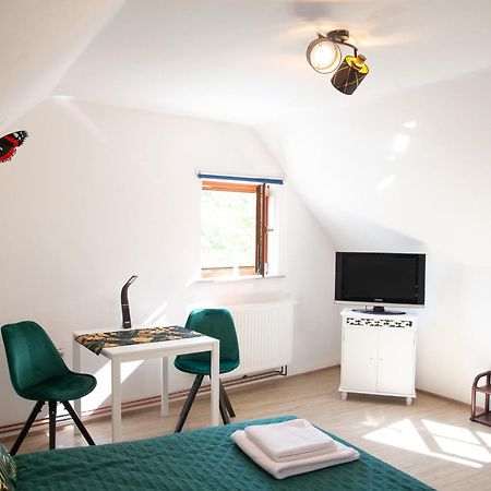 Rezidence Plesivec - Rodinny Apartman S 3 Loznicemi Cesky Krumlov Exterior foto