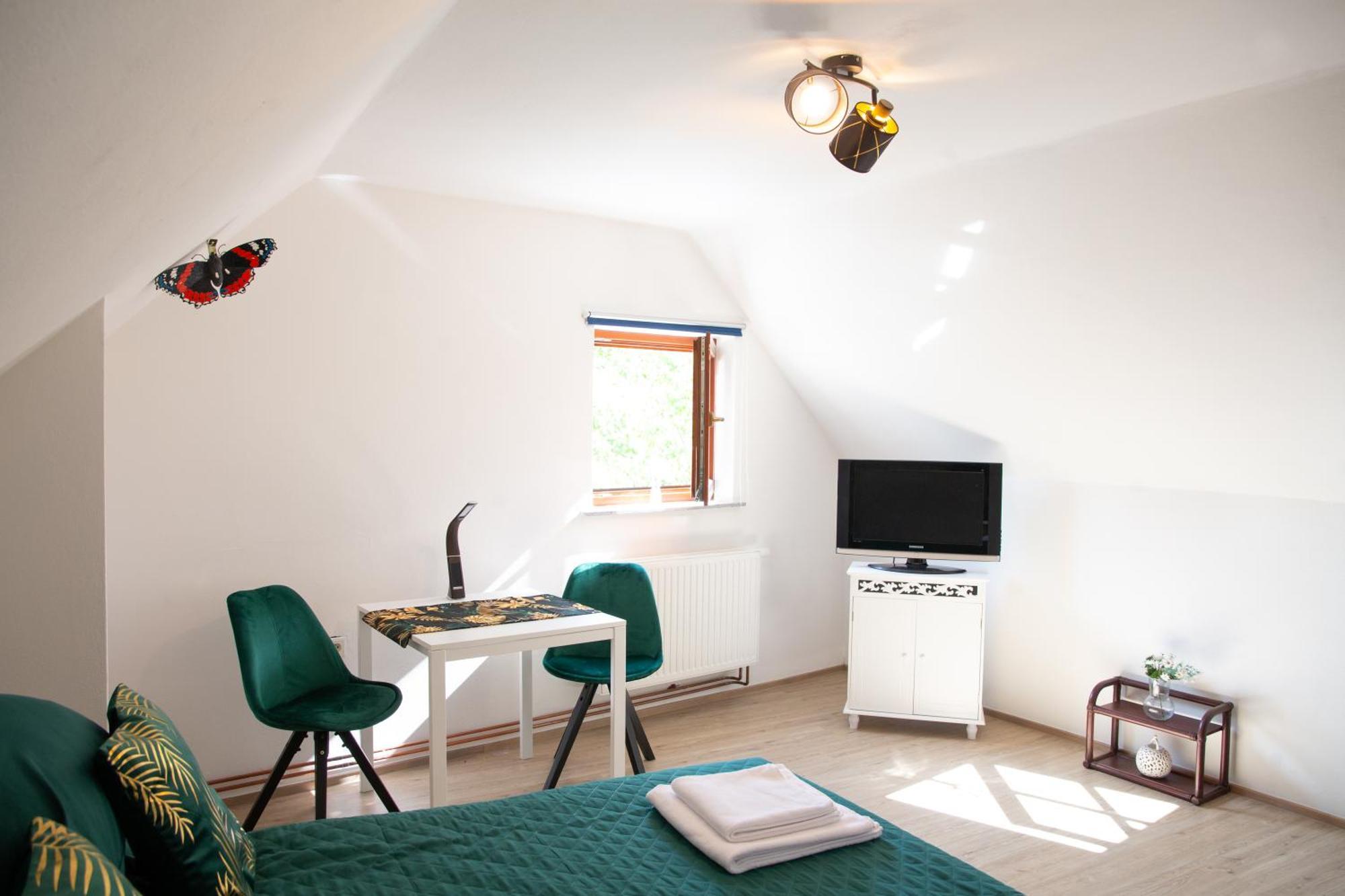Rezidence Plesivec - Rodinny Apartman S 3 Loznicemi Cesky Krumlov Exterior foto