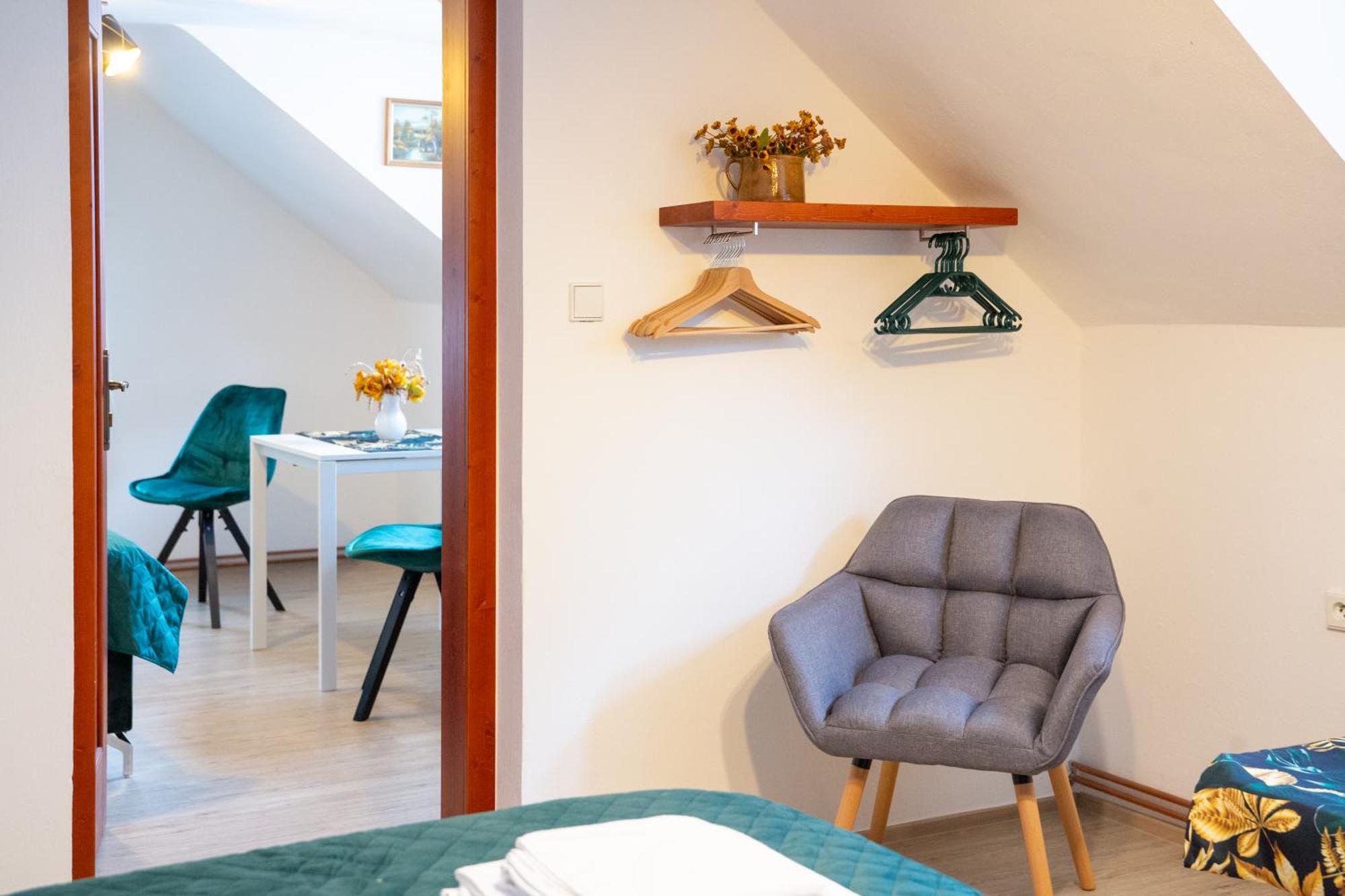 Rezidence Plesivec - Rodinny Apartman S 3 Loznicemi Cesky Krumlov Exterior foto
