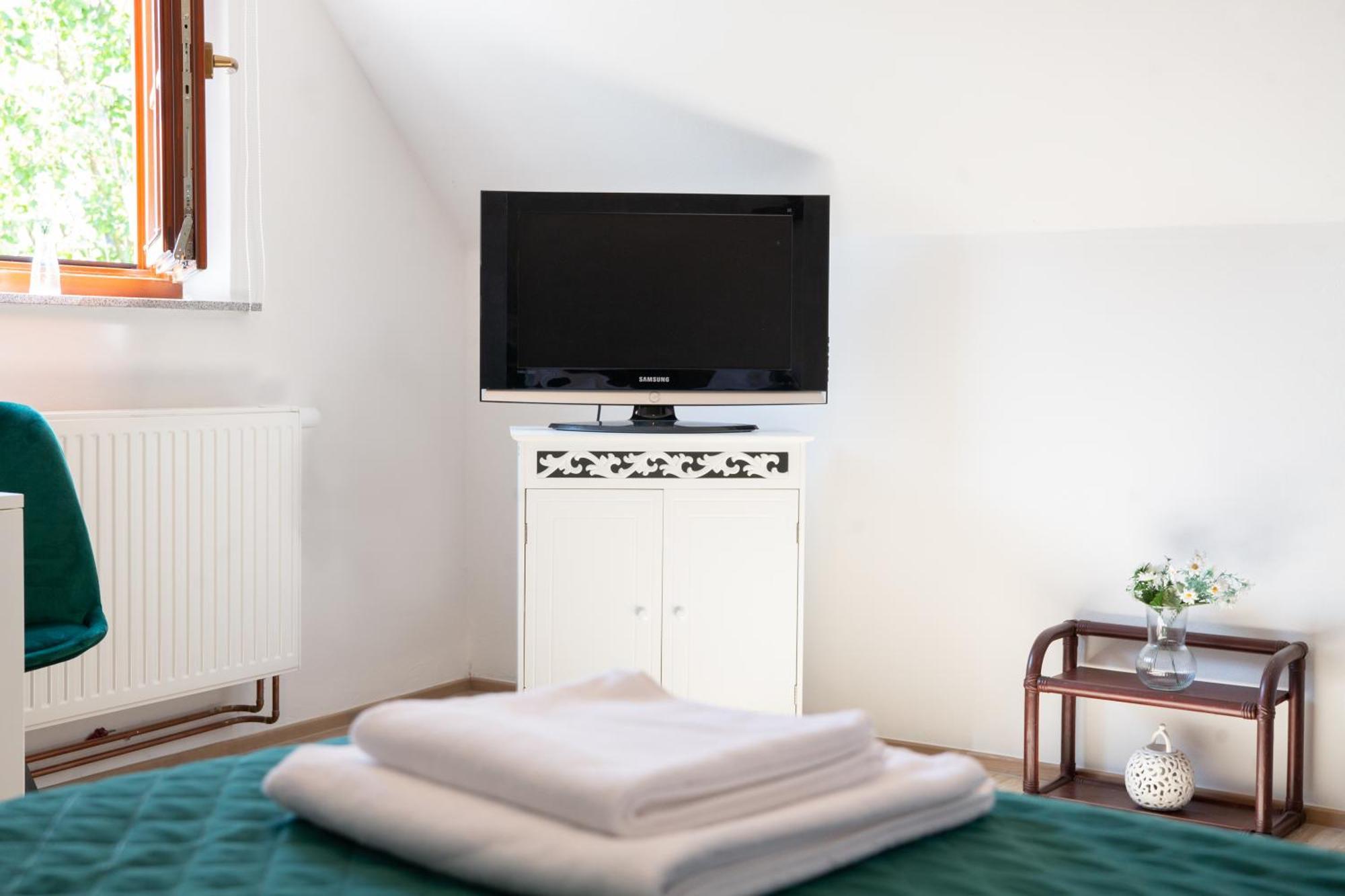 Rezidence Plesivec - Rodinny Apartman S 3 Loznicemi Cesky Krumlov Exterior foto
