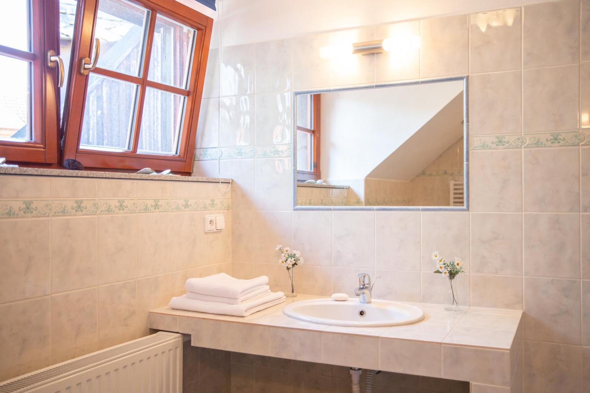 Rezidence Plesivec - Rodinny Apartman S 3 Loznicemi Cesky Krumlov Exterior foto